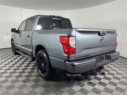 Used 2018 Nissan Titan SL w/ Midnight Edition RWD image 6