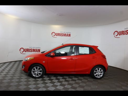 Used 2012 MAZDA MAZDA2 Touring image 7