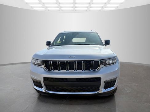 New 2025 Jeep Grand Cherokee L Limited AWD/4WD image 8