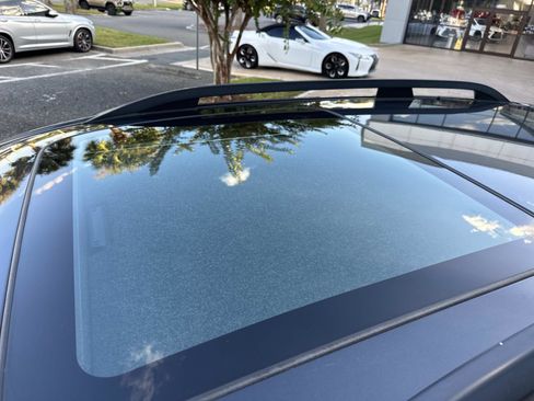 Used 2017 Subaru Forester 2.5i Touring image 11