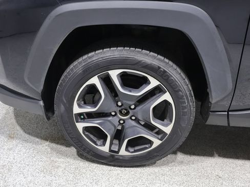 Used 2020 Toyota RAV4 Adventure w/ Convenience Package AWD/4WD image 9