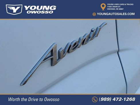 Used 2024 Buick Enclave Avenir w/ Avenir Technology Package AWD/4WD image 43