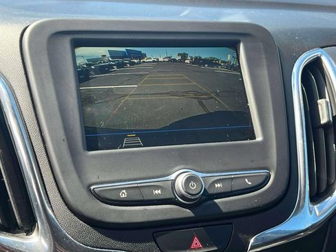 Used 2019 Chevrolet Equinox LT FWD image 35