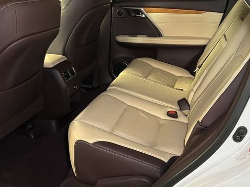 Used 2019 Lexus RX 450h AWD image 16