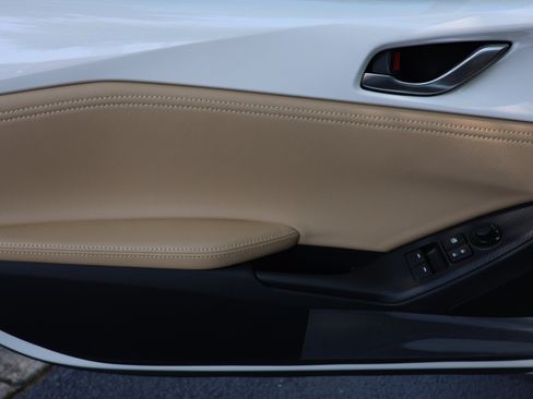 New 2026 MAZDA MX-5 Miata Grand Touring RWD image 15