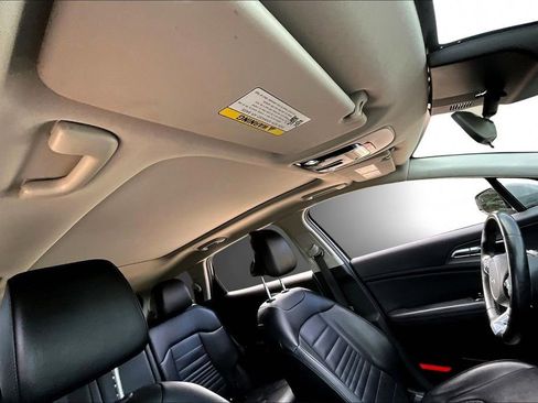 Used 2023 Kia Sportage SX image 26