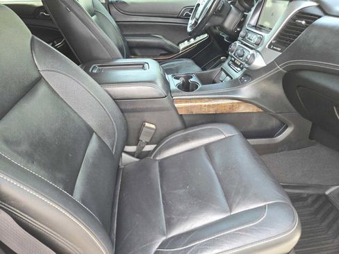 Used 2019 Chevrolet Tahoe LT w/ Luxury Package AWD/4WD image 14