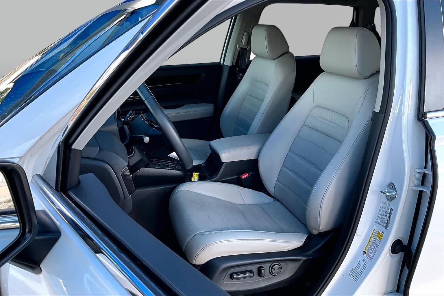 Used 2023 Honda CR-V EX-L image 8
