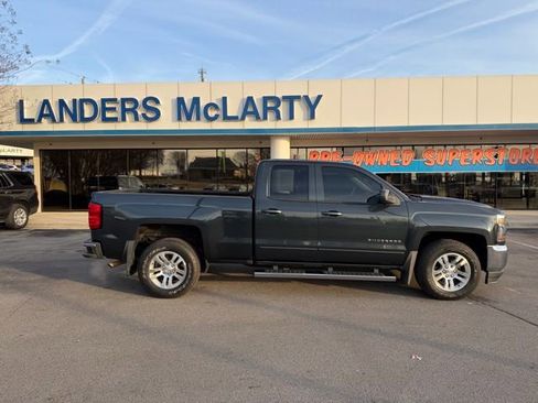 Used 2018 Chevrolet Silverado 1500 LT w/ All Star Edition image 3