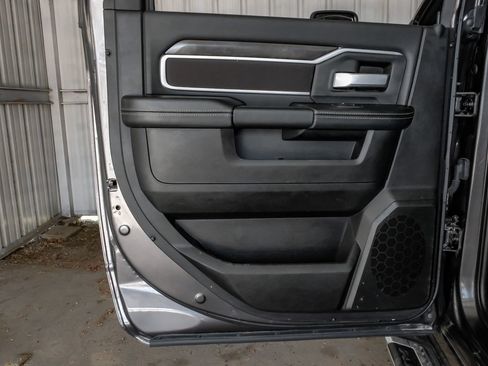 Used 2024 RAM 2500 Big Horn AWD/4WD image 47
