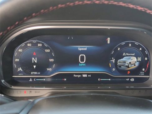 Used 2024 Chevrolet Suburban RST w/ Luxury Package image 12