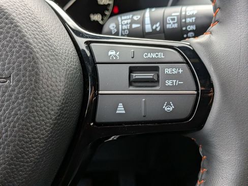 Used 2025 Honda HR-V Sport image 15