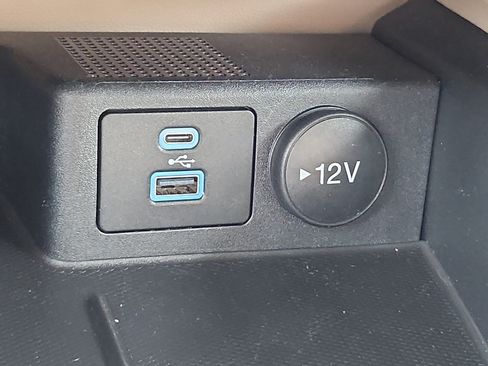 Used 2022 Ford Escape SE AWD/4WD image 23