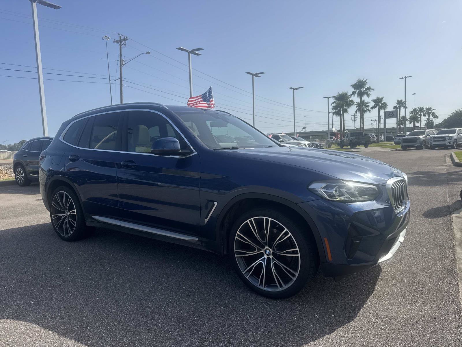 Used 2023 BMW X3 sDrive30i w/ Premium Package w/ZPA RWD image 3