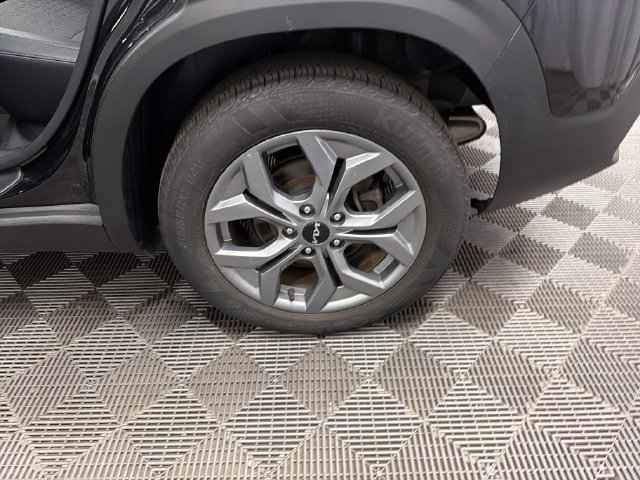 Certified 2024 Kia Seltos S AWD/4WD image 29