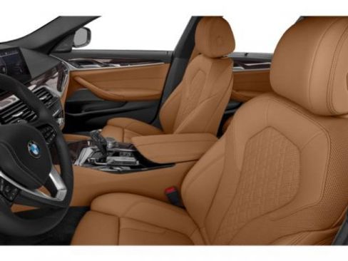 Certified 2022 BMW 530i w/ Premium Package image 12