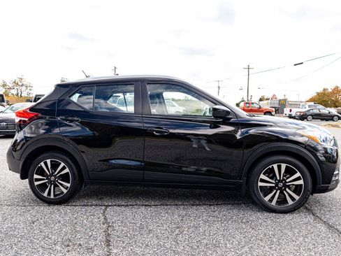 Used 2020 Nissan Kicks SV image 7