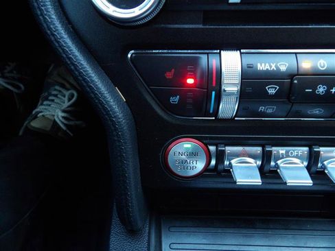 Used 2018 Ford Mustang GT Premium image 25