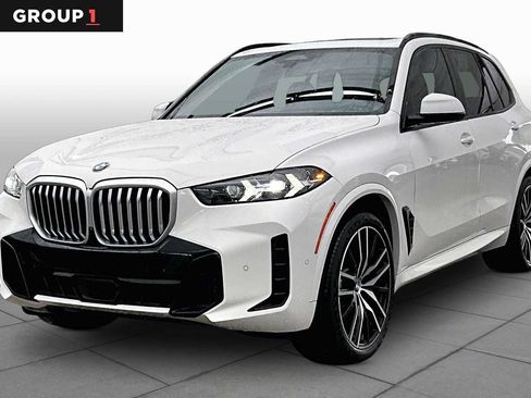 Used 2024 BMW X5 sDrive40i w/ M Sport Package RWD image 1