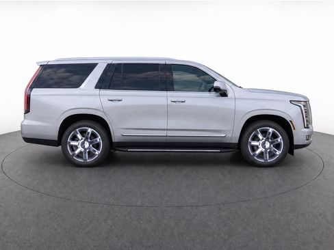 Used 2019 Cadillac Escalade Luxury RWD image 8