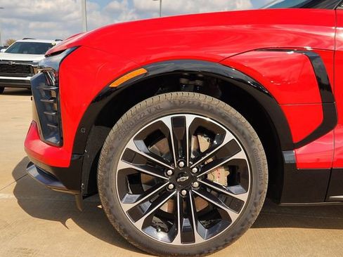 New 2026 Chevrolet Blazer EV SS image 13