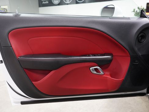 Used 2019 Dodge Challenger R/T Scat Pack RWD image 10
