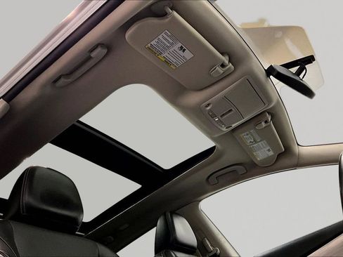 Used 2016 Nissan Murano Platinum w/ Platinum Technology Package image 28