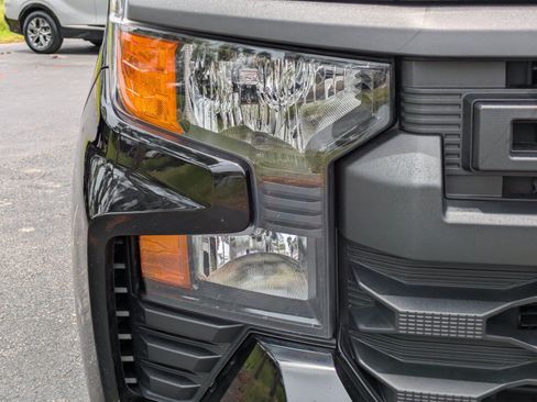 Used 2026 Chevrolet Silverado 1500 Custom RWD image 8