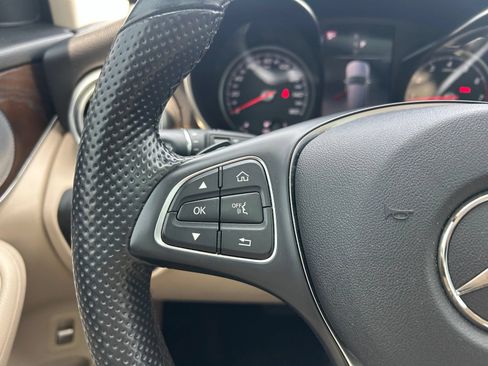 Used 2019 Mercedes-Benz GLC 300 4MATIC image 15