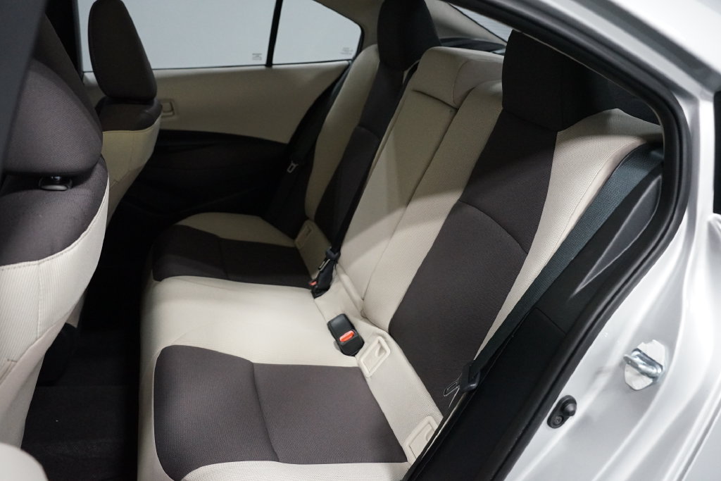 Used 2026 Toyota Corolla LE w/ LE Premium Package FWD image 27