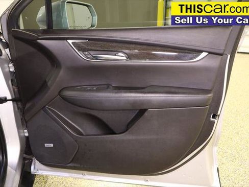 Used 2020 Cadillac XT5 Premium Luxury FWD image 36
