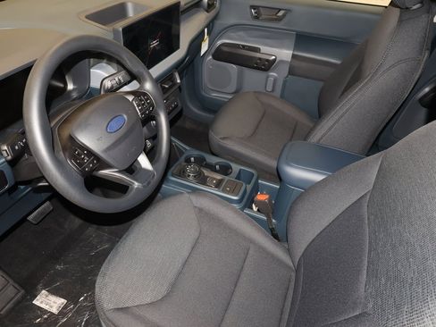 New 2025 Ford Maverick XL image 11