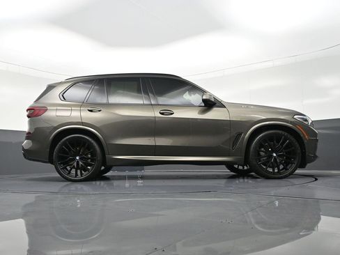 Used 2023 BMW X5 sDrive40i w/ M Sport Package image 31
