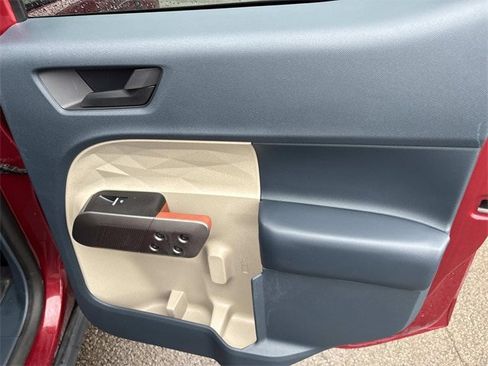 Certified 2025 Ford Maverick Lariat w/ 4K Tow Package image 20