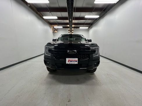 Used 2025 Ford Ranger XLT image 3