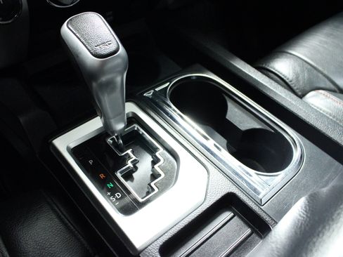 Used 2019 Toyota Tundra SR5 AWD/4WD image 22