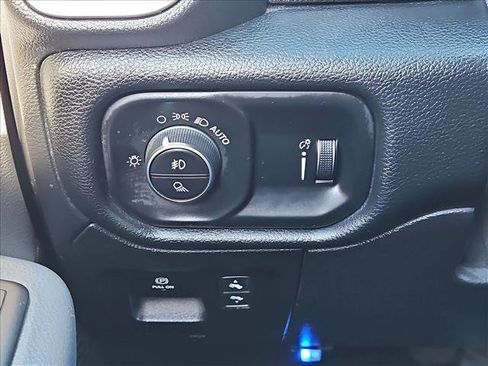 Used 2020 RAM 1500 Big Horn image 16