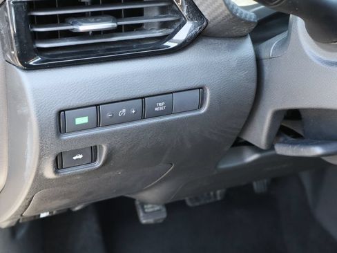 Used 2024 Nissan Sentra SV w/ All-Weather Package FWD image 12