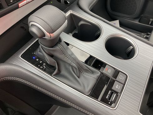 Certified 2026 Toyota Sienna XLE image 23