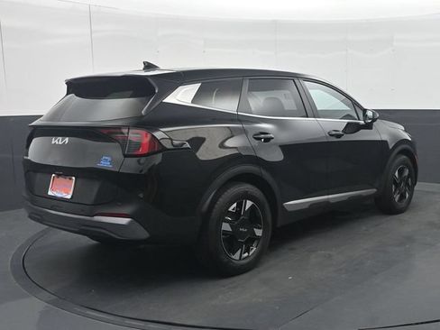 Used 2026 Kia Sportage LX FWD image 7