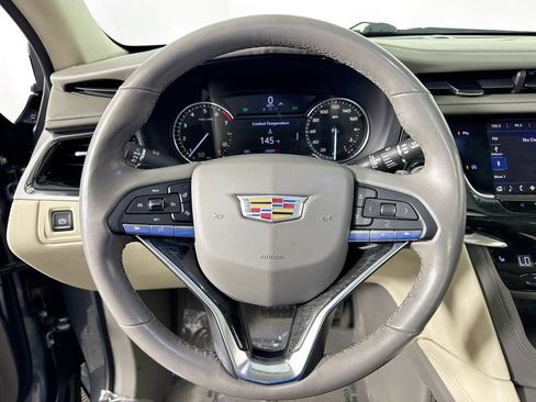 Used 2020 Cadillac XT6 Premium Luxury image 11
