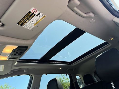 Certified 2023 Nissan Rogue SV w/ SV Premium B Package FWD image 19