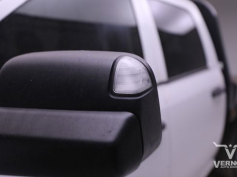 Used 2015 RAM 2500 Tradesman w/ Chrome Appearance Group image 35