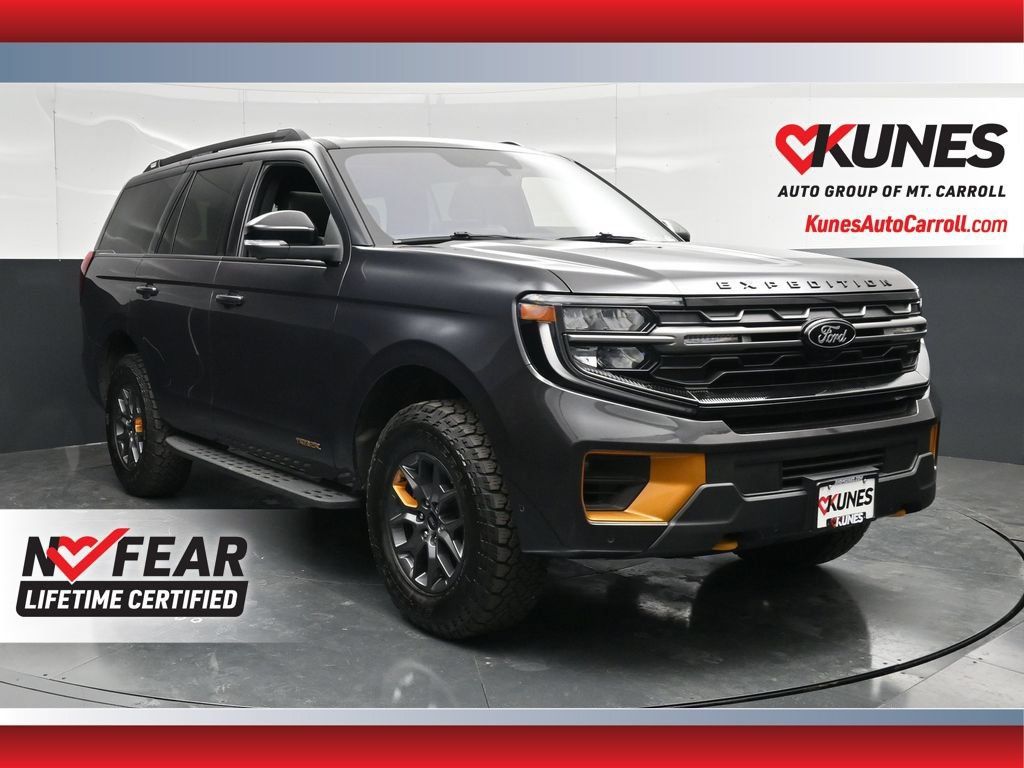 Used 2025 Ford Expedition Tremor AWD/4WD image 1
