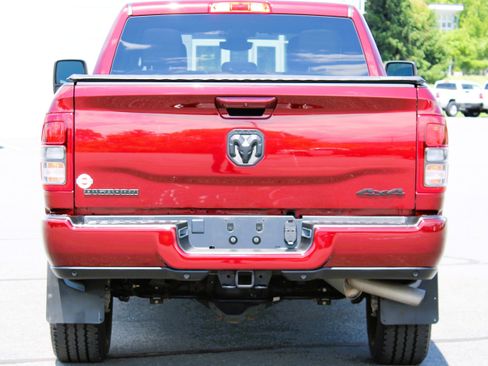 Used 2024 RAM 2500 Big Horn w/ Night Edition AWD/4WD image 11