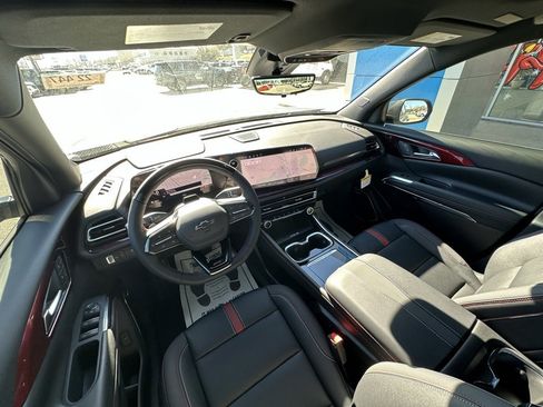 New 2026 Chevrolet Traverse RS image 16