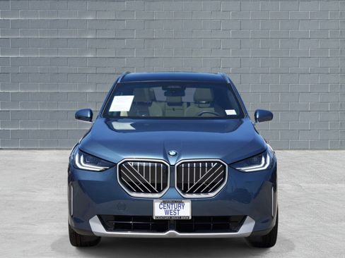 Used 2026 BMW X3 xDrive30i w/ Premium Package AWD/4WD image 2