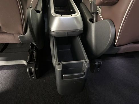 New 2025 Volkswagen ID. Buzz Pro S image 31