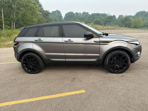 Used 2015 Land Rover Range Rover Evoque Pure Plus AWD/4WD image 4