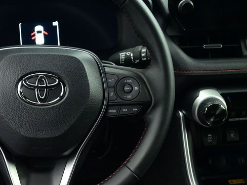 Used 2025 Toyota RAV4 XSE image 5